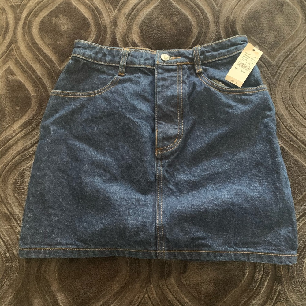 Super Cute NEW Brandy Melville Skirt!